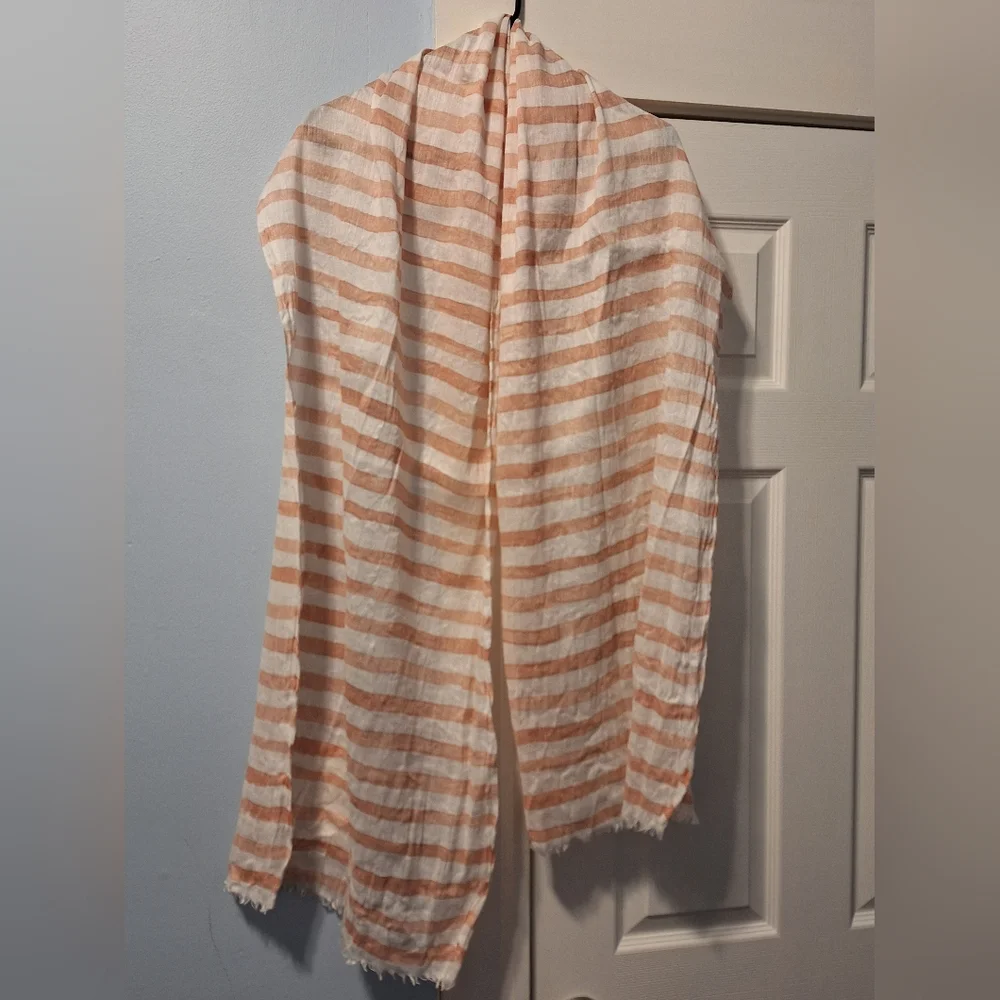 Eileen Fisher great light